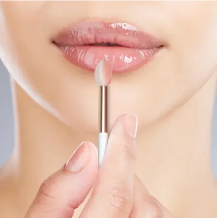 2. A quick lip plumper